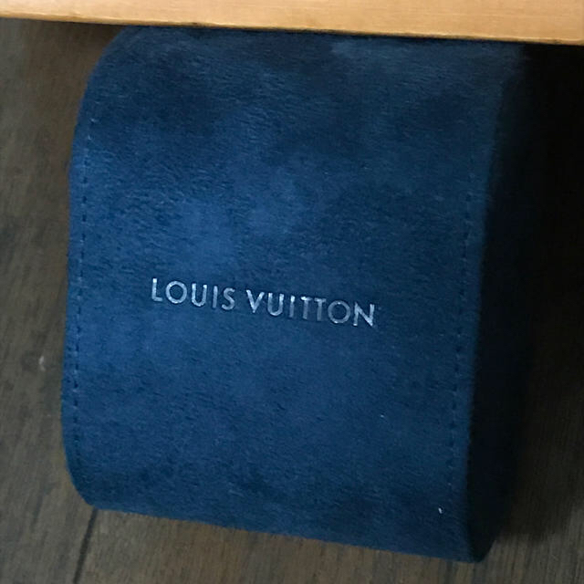 LOUIS VUITTON(ルイヴィトン)のひまわり様専用☆未使用に近い 美品 時計ケース ルイ ヴィトン レディースのファッション小物(腕時計)の商品写真