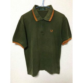 フレッドペリー(FRED PERRY)のfred perry ライン ポロシャツ カーキ オレンジ 40サイズ(L)(ポロシャツ)