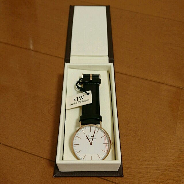 Daniel Wellington(ダニエルウェリントン)の新品✨ダニエルウェリントン 40mm 国内正規品 メンズの時計(腕時計(アナログ))の商品写真