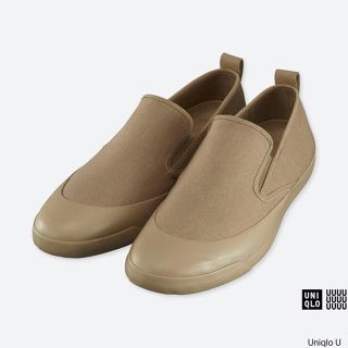 ユニクロ(UNIQLO)のUniqlo U キャンバススリッポン 24,5cm ベージュ 新品箱あり！(スリッポン/モカシン)