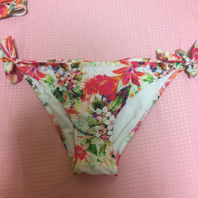 H&M(エイチアンドエム)の夏SALE♡H&M水着 レディースの水着/浴衣(水着)の商品写真