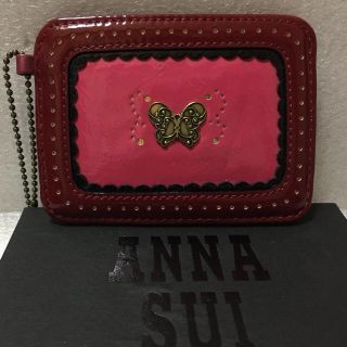 アナスイ(ANNA SUI)の新品✨アナスイパスケース❤︎送料無料✨最終値下げ致しました。(名刺入れ/定期入れ)