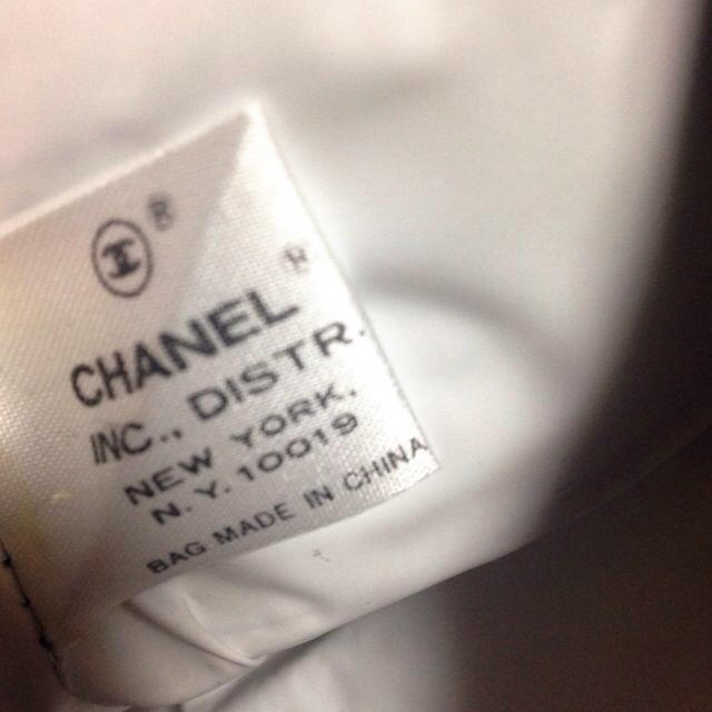 CHANEL(シャネル)のCHANEL♡小バック レディースのバッグ(リュック/バックパック)の商品写真