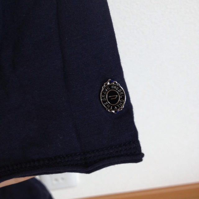 DIESEL(ディーゼル)のDIESEL レディースのトップス(Tシャツ(長袖/七分))の商品写真