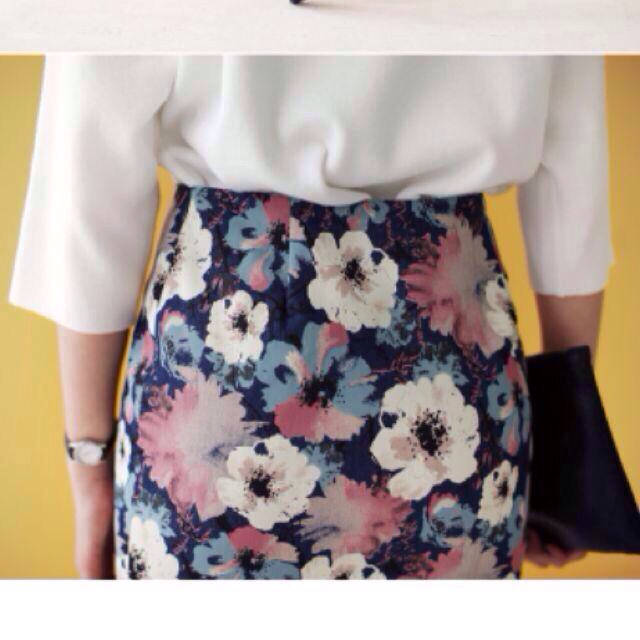 dholic(ディーホリック)の花柄タイトSK❁ レディースのスカート(ミニスカート)の商品写真