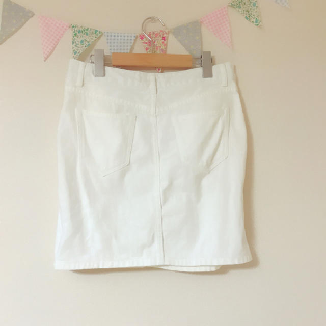 archives(アルシーヴ)のホワイトデニム レディースのスカート(ミニスカート)の商品写真