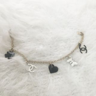 シャネル(CHANEL)のyuri様専用 ❤︎ シャネル ❤︎ モチーフ ブレスレット(ブレスレット/バングル)