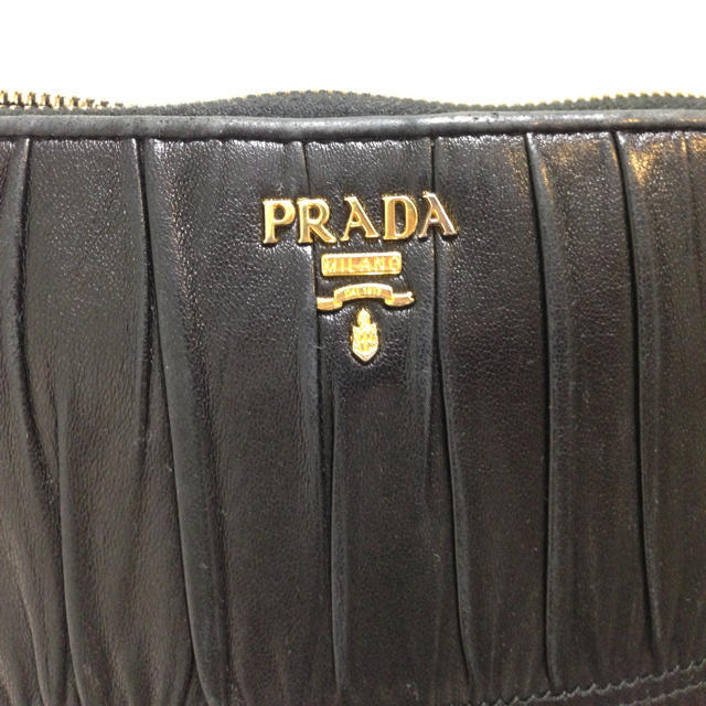 PRADA(プラダ)のPRADA❤️長財布 黒✨本物✨ レディースのファッション小物(財布)の商品写真