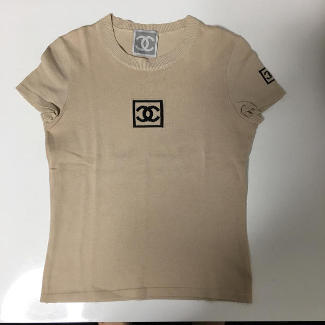 CHANEL(シャネル)の正規品  シャネル サマーニット トップス Tシャツ ベージュ レディースのトップス(カットソー(半袖/袖なし))の商品写真