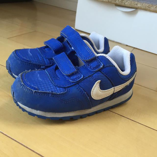 NIKE(ナイキ)のナイキ キッズスニーカー キッズ/ベビー/マタニティのベビー靴/シューズ(~14cm)(スニーカー)の商品写真