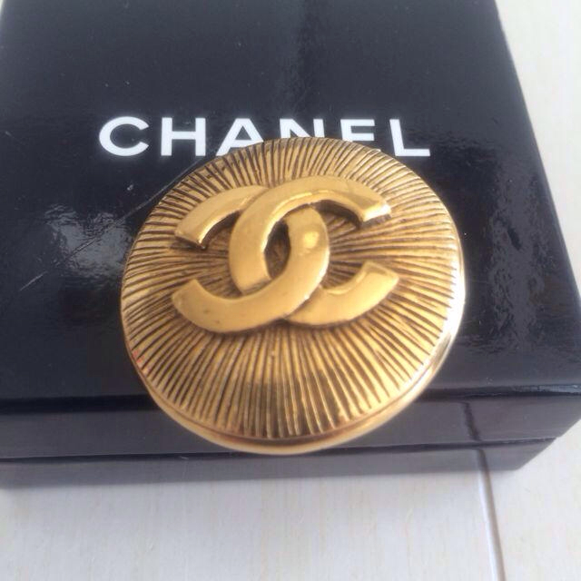 CHANEL(シャネル)の正規♡ CHANEL ブローチ レディースのアクセサリー(ブローチ/コサージュ)の商品写真