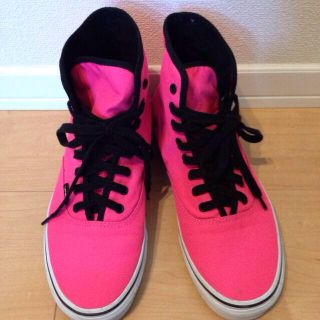 ヴァンズ(VANS)のVANS＊ネオンピンクスニーカー(スニーカー)