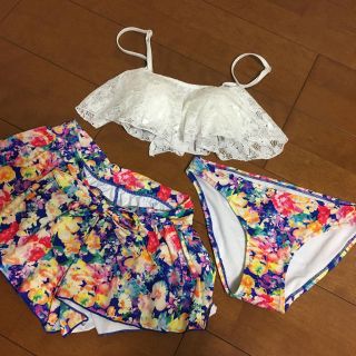 エイチアンドエム(H&M)の花柄水着(水着)