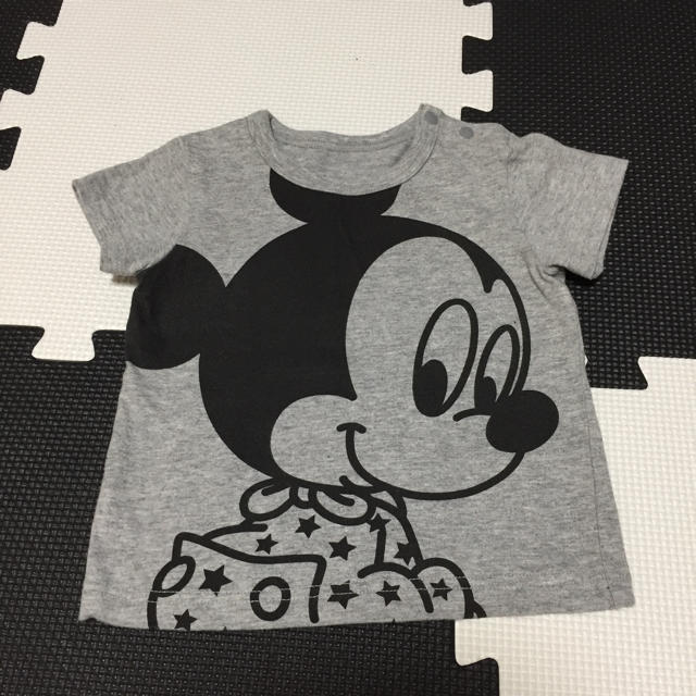 Disney(ディズニー)のミッキー Tシャツ キッズ/ベビー/マタニティのベビー服(~85cm)(Ｔシャツ)の商品写真
