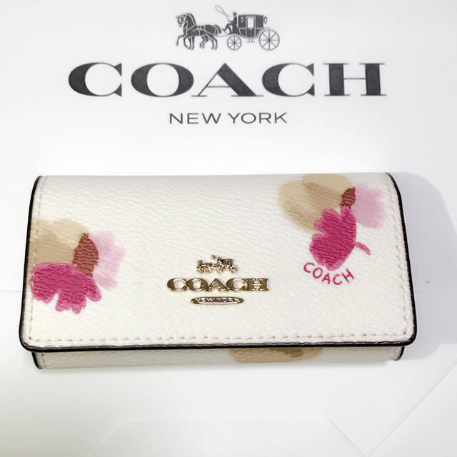 COACH(コーチ)の限定☆花柄☆COACH（コーチ） 6連キーケース レディースのファッション小物(キーケース)の商品写真