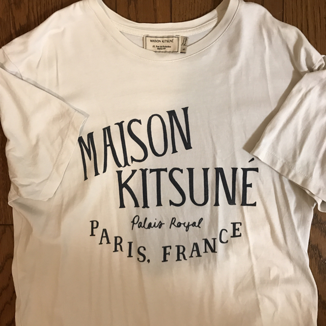 MAISON KITSUNE'(メゾンキツネ)のメゾンキツネ 完売品 Sサイズ ホワイト レディースのトップス(Tシャツ(半袖/袖なし))の商品写真