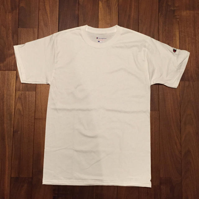 Champion(チャンピオン)の新品 チャンピオン 無地 6ozヘビーＴシャツ メンズのトップス(Tシャツ/カットソー(半袖/袖なし))の商品写真