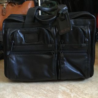 トゥミ(TUMI)のTUMI made in USA フルレザービジネスバッグ 本革ネームプレート付(ビジネスバッグ)