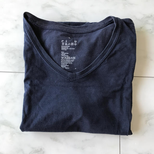 MUJI (無印良品)(ムジルシリョウヒン)のネイビー シンプル Tシャツ 半袖 Ｖネック レディースのトップス(Tシャツ(半袖/袖なし))の商品写真