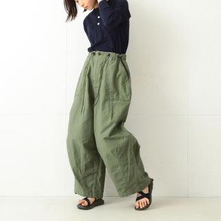 ビームス(BEAMS)の未使用品★needlesニードルス ヒザデルパンツ カーキ(カジュアルパンツ)