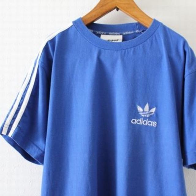 adidas(アディダス)のアディダス　ライン入り　トレフォイル　刺繍　Tシャツ　青　古着 メンズのトップス(Tシャツ/カットソー(半袖/袖なし))の商品写真