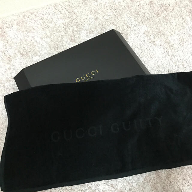 新品 レア Gucci バスタオル グッチ 大判 タオルの通販 By ショップ ラクマ 新品 レア Gucci バスタオル グッチ 大判 タオルの通販 By ショップ ラクマ