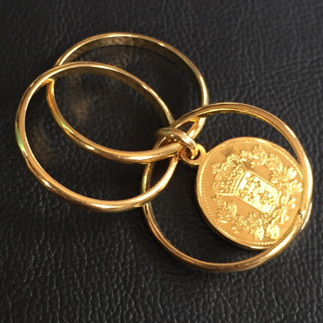 80'sUSA！3連×コイン！ゴールドリング レディースのアクセサリー(リング(指輪))の商品写真