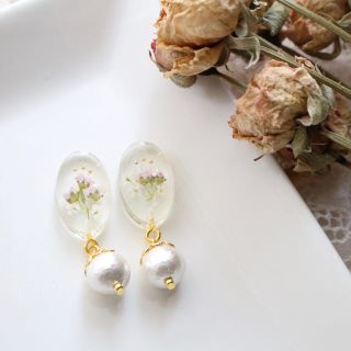 no.511 押し花レジンピアス イヤリング(ピアス)