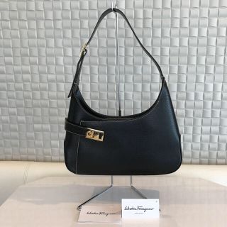 サルヴァトーレフェラガモ(Salvatore Ferragamo)のたかし様専用 Salvatore Ferragamoガンチーニ ハンドバッグ(ハンドバッグ)