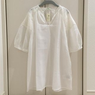 アースミュージックアンドエコロジー(earth music & ecology)の＊＊＊専用＊＊＊【新品】earth＊ショルダーレースチュニック(チュニック)