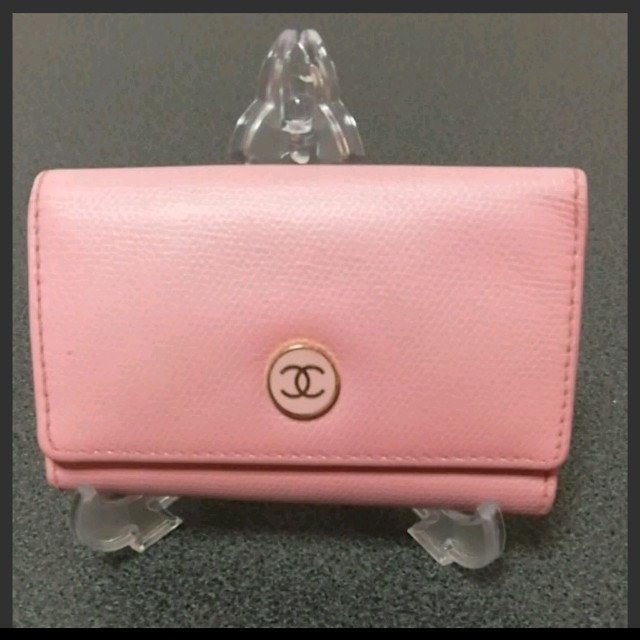 CHANEL(シャネル)のシャネルココボタンキーケース レディースのファッション小物(キーケース)の商品写真