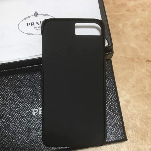 PRADA(プラダ)のプラダ iPhone7ケース⭐︎未使用に近い⭐︎正規品⭐︎ スマホ/家電/カメラのスマホアクセサリー(iPhoneケース)の商品写真