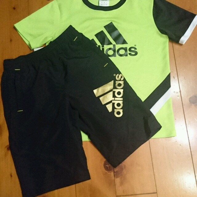 adidas(アディダス)のadidas ハーフパンツ★ 130 キッズ/ベビー/マタニティのキッズ服男の子用(90cm~)(パンツ/スパッツ)の商品写真