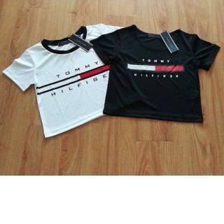 トミーヒルフィガー(TOMMY HILFIGER)のトミーヒルフィガー☆へそだしTシャツ(Tシャツ(半袖/袖なし))