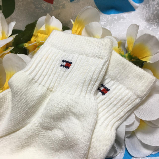 TOMMY HILFIGER(トミーヒルフィガー)の☆TOMMY HILFIGERハワイ☆新品タグ付き♪シンプルlogoソックスW レディースのレッグウェア(ソックス)の商品写真