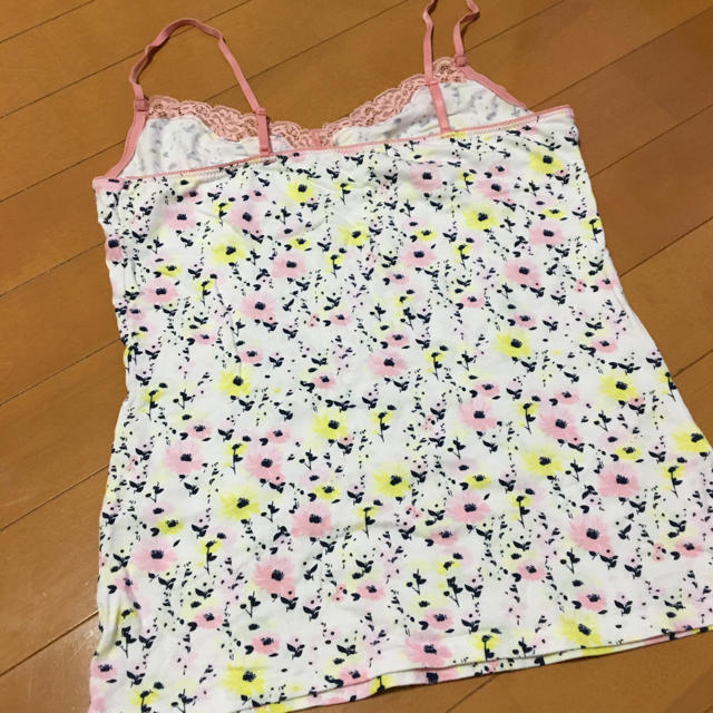 UNIQLO(ユニクロ)のユニクロ花柄キャミソールM レディースのトップス(キャミソール)の商品写真