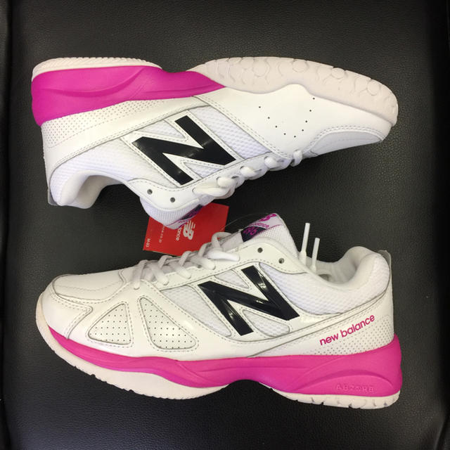 New Balance(ニューバランス)の新品込 25cm new balance ウィメンズ テニスシューズ 496 スポーツ/アウトドアのテニス(シューズ)の商品写真