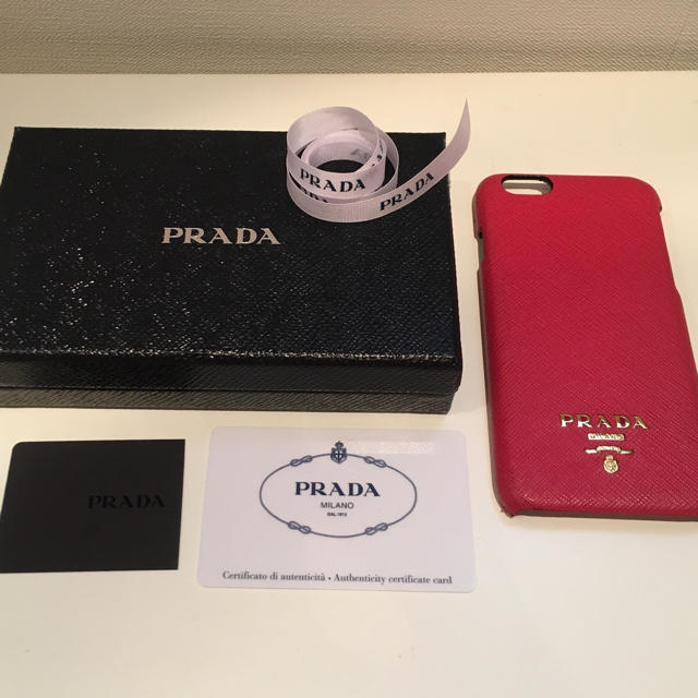 PRADA(プラダ)の【正規品】PRADA iPhoneケース スマホ/家電/カメラのスマホアクセサリー(iPhoneケース)の商品写真