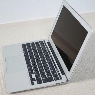 アップル(Apple)のMacBook Air 11 Late 2010 MC506J/A(ノートPC)