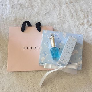 ジルスチュアート(JILLSTUART)の♡プレゼントトップコート♡(ネイルトップコート/ベースコート)