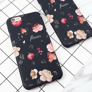 ザラ(ZARA)の再入荷！iPhone 大人気 ケース おしゃれ インスタ ボタニカル 花 夏(iPhoneケース)