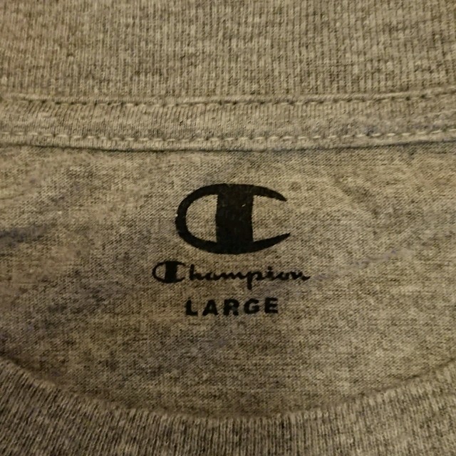 Champion(チャンピオン)のChampion☆グレー☆Tｼｬﾂ☆size→L メンズのトップス(Tシャツ/カットソー(半袖/袖なし))の商品写真