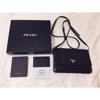 プラダ(PRADA)のPRADA♡サフィアーノショルダーウォレット(財布)