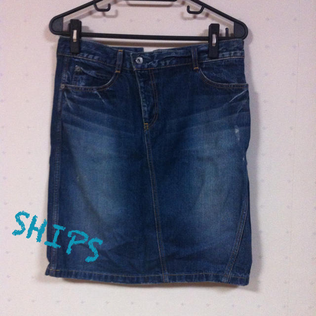 SHIPS(シップス)の送料込♡膝丈デニムスカート レディースのスカート(ひざ丈スカート)の商品写真