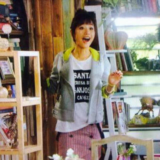 JOURNAL STANDARD(ジャーナルスタンダード)の♡ジャーナルスタンダード レリューム♡石原さとみ着用♡ディアシスター♡Tシャツ♡ レディースのトップス(Tシャツ(半袖/袖なし))の商品写真