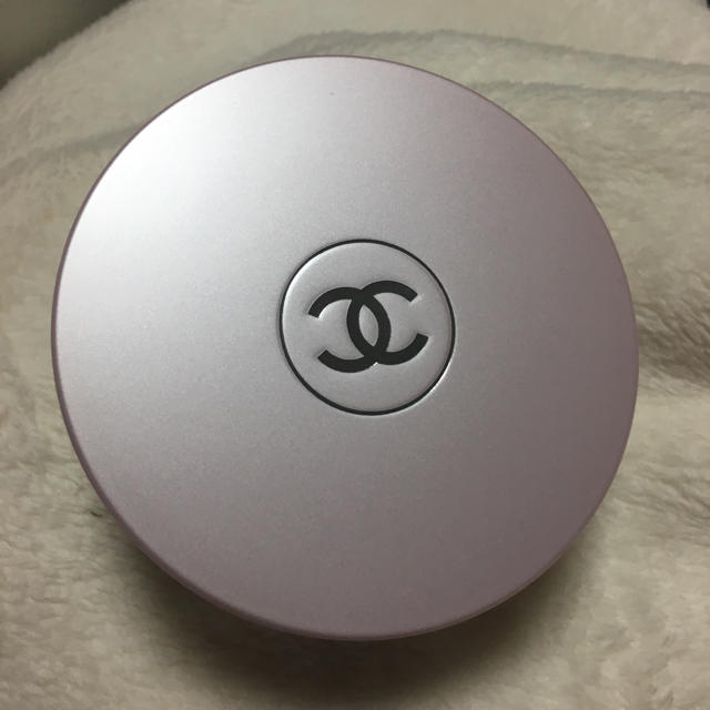 CHANEL(シャネル)のボディパウダー コスメ/美容のボディケア(その他)の商品写真