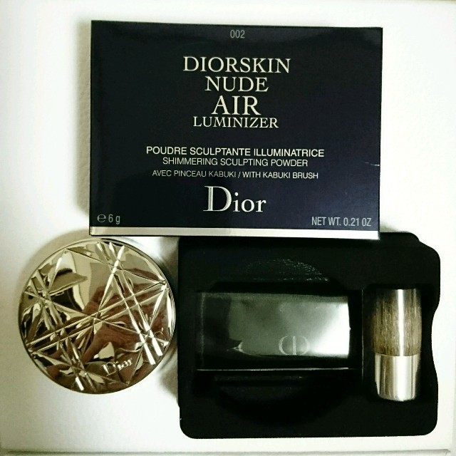 Christian Dior(クリスチャンディオール)の専用出品  Dior ハイライト コスメ/美容のベースメイク/化粧品(フェイスカラー)の商品写真