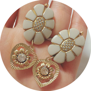 vintage flower pierce earring(イヤリング)