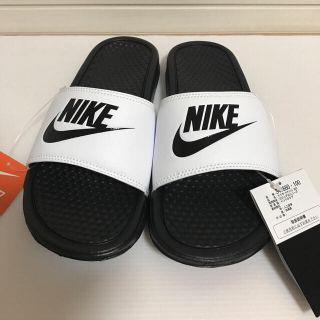 ナイキ(NIKE)の再入荷 ナイキ ベナッシ サンダル 26.0(サンダル)