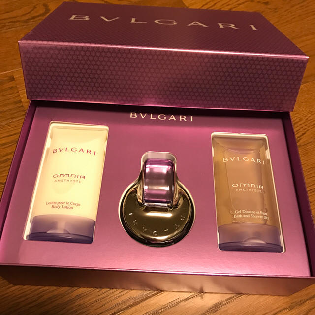 BVLGARI(ブルガリ)のブルガリボディソープ、ボディローション、香水のセット コスメ/美容のボディケア(ボディソープ/石鹸)の商品写真